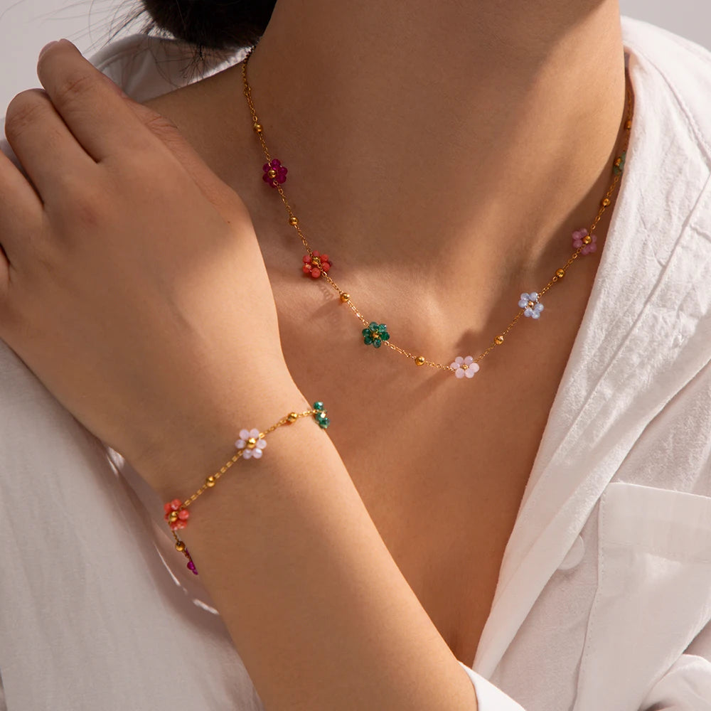 Uworld Stainless Steel Handmade 5 Colorful Small Flower Chain Bracelet Waterproof Women's Exquisite Shiny Jewelry Metal Chain